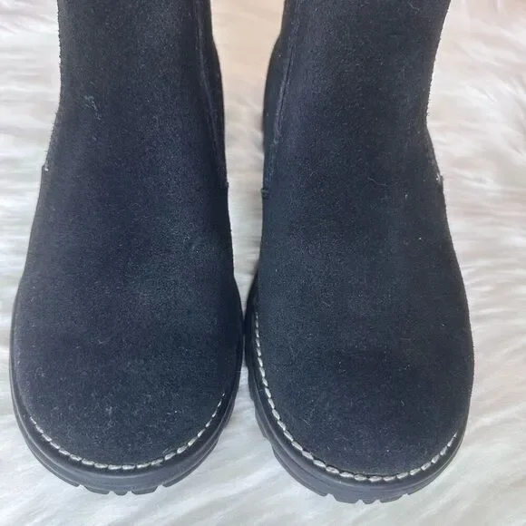 UGG #5431 Suede Shearling Lined Ankle Boots Size 7 - Picture 3 of 12